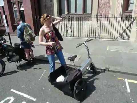 Testing Biquattro electric bike-trike, in London, 2009
