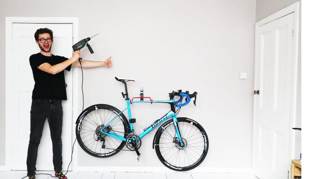 HANGING MY BIKE ON OUR APARTMENT WALL!