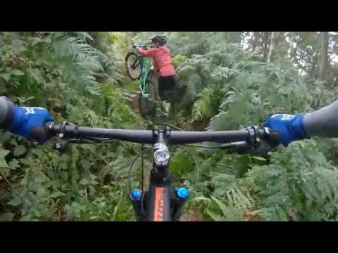 MOUNTAIN BIKE TRAIL NOOBS ( NEW AT THIS GOPRO USAGE) I CAN ONLY GET BETTER :D