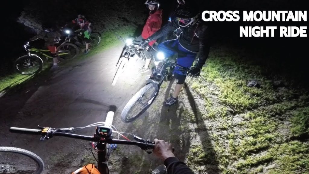 Mountain Bike Night Ride Cross Mountain en el Manquehue! Bajando con Luces de Noche en Bicicleta!