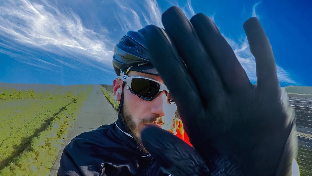 Handshakes Fixed Gear vs Mountain Bike