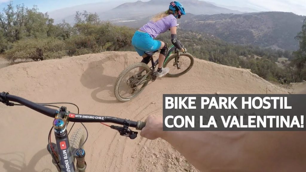 Mountain Bike con Terreno Seco en el Bike Park El Durazno! Hoyos y Rocas con la Valentina!