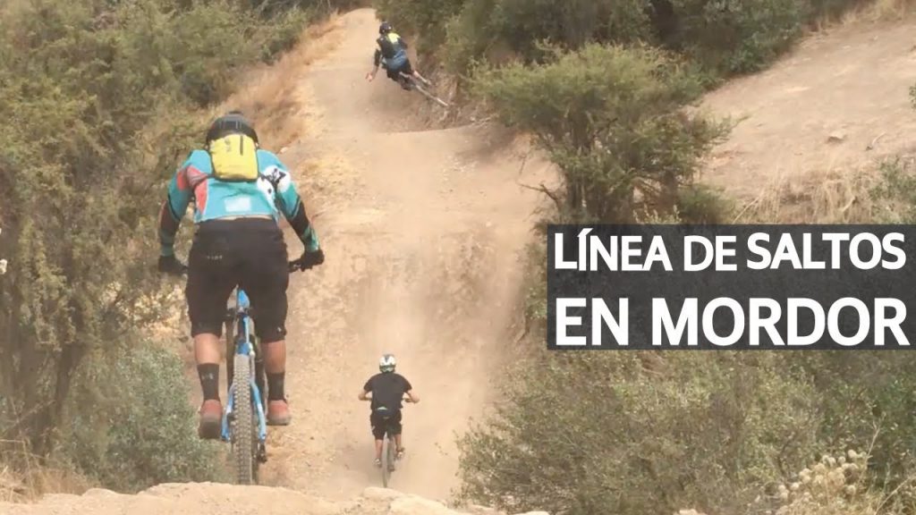 Practicando Saltos de Mountain Bike en el Bike Park El Durazno! Bicicletas Volando en Mordor!